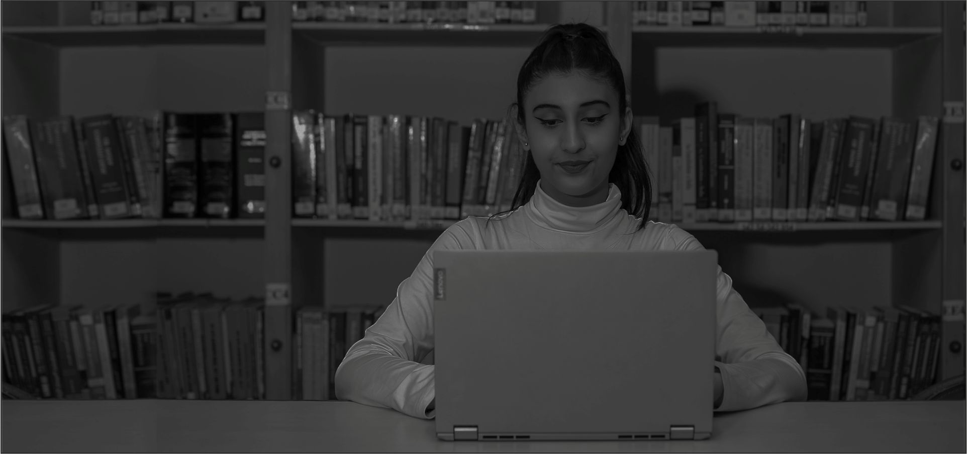 Gitarattan International Business School Campus Building | LLB Students in GIBS Delhi Classroom | GIBS Management Students Group Discussion | Gitarattan Institute Library for LLB Research | GIBS Placement Cell and Industry Interactions